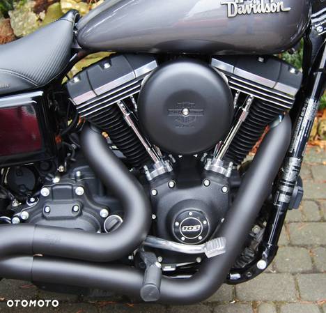 Harley-Davidson Dyna Street Bob - 6