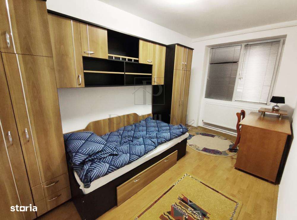 MEDICINA - 3 CAMERE - SPATIOS - CENTRALA PROPRIE - ZONA LINISTITA - Imagine principală: 5/10