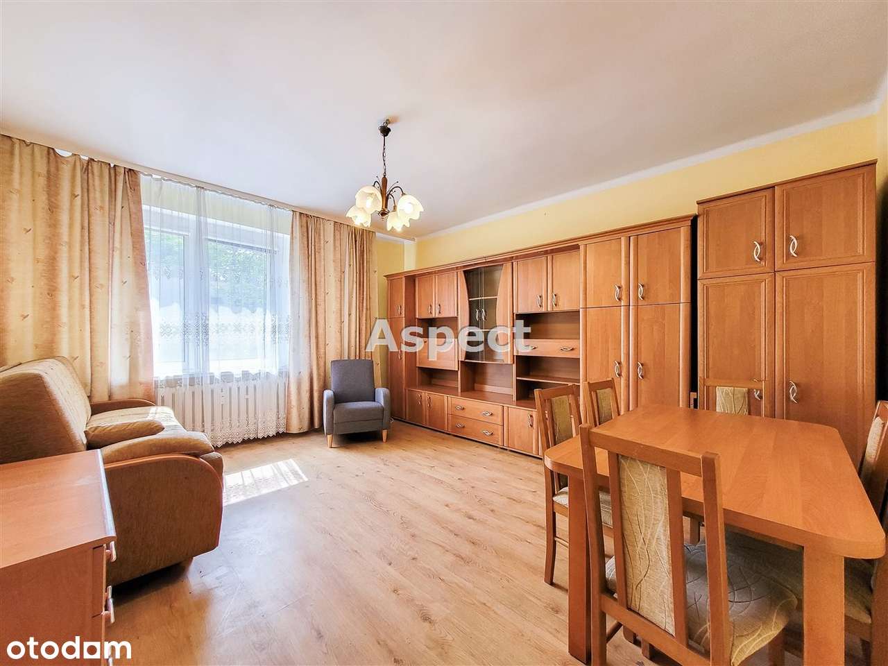 Kawalerka w Świetnej Lokalizacji - Koszutka - Pełny obrazek: 4/12