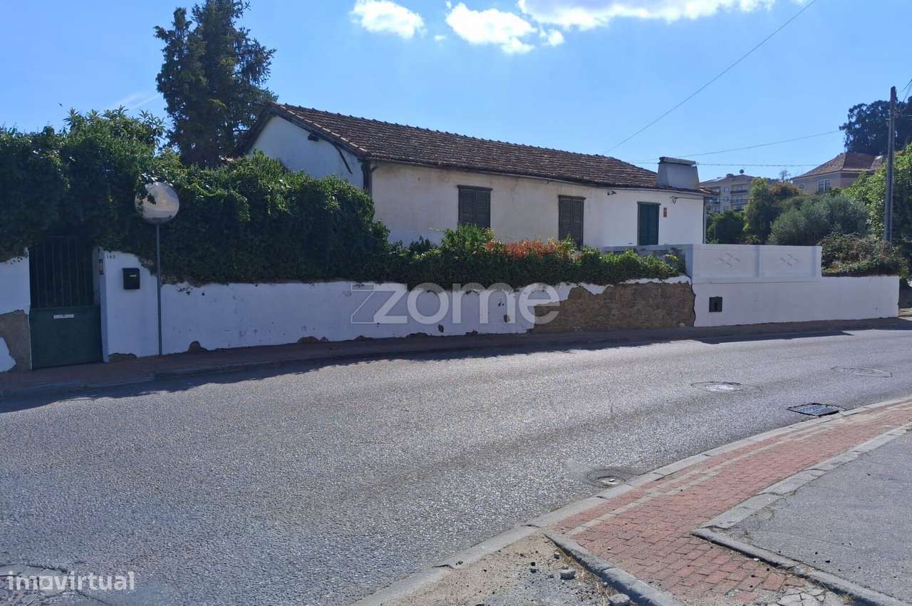 Moradia para restauro na Covilhã - Grande imagem: 2/27