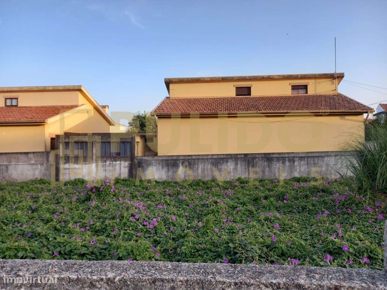 Venda do Quinhão Hereditário (1/2) de moradia T2, Viso, Canidelo, Gaia-11