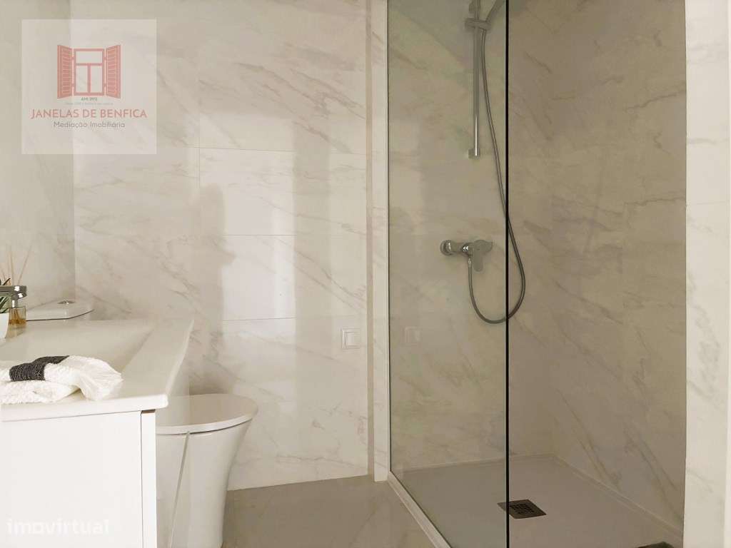 T3 em Benfica, renovado, equipado, mobilado, varanda aberta-23