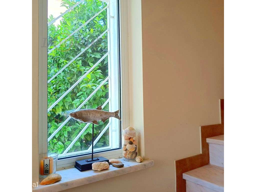 Moradia com piscina e jardim em Carvoeiro-19