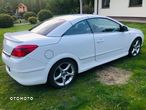 Opel Astra III GTC 1.9 CDTI Cosmo - 23