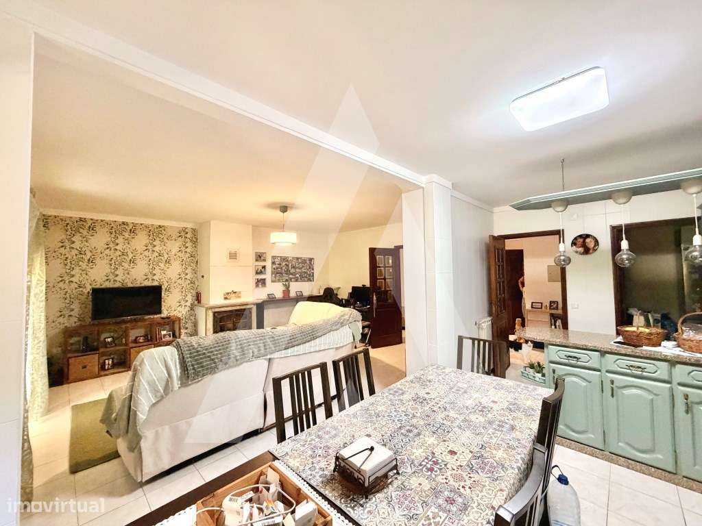 Apartamento T3 em São Roque-5