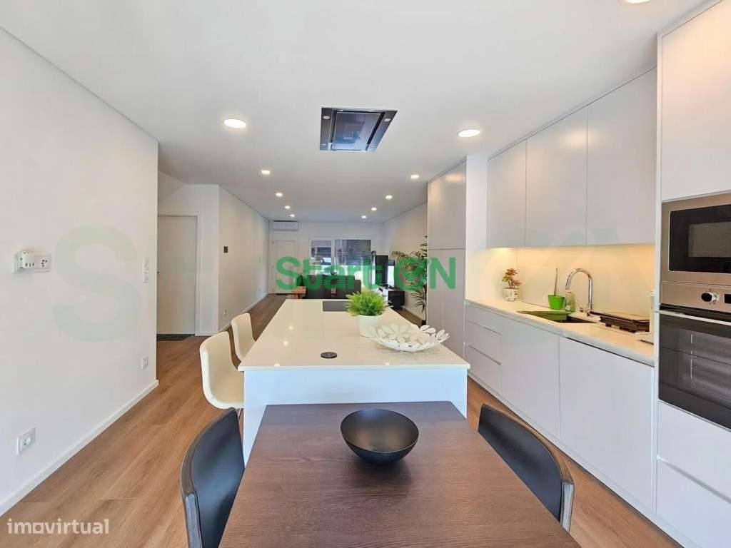 Exclusiva Moradia T3+1 Contemporânea com Piscina Privada-3
