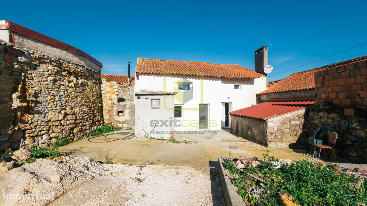 Moradia T4 remodelada-23