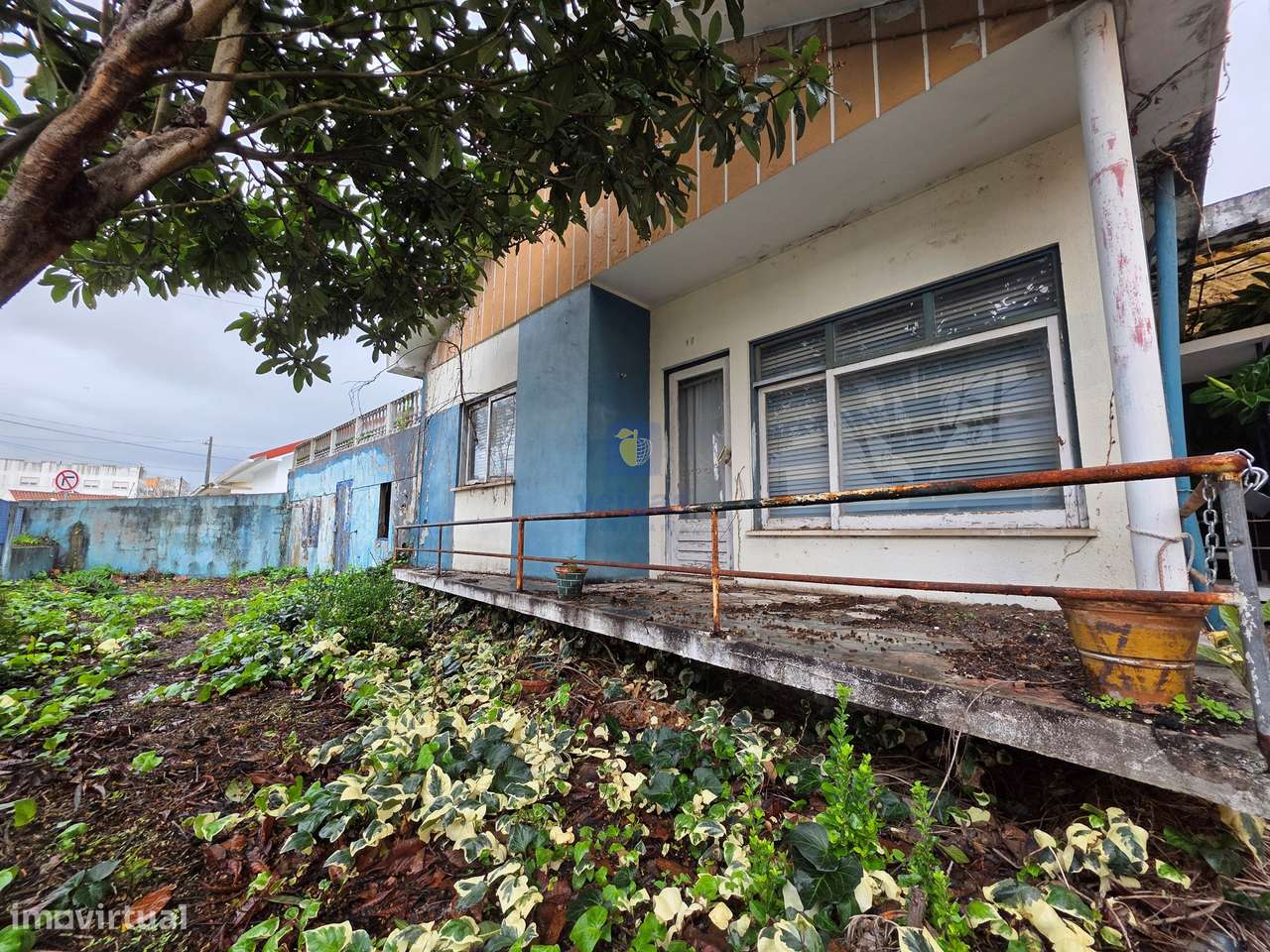 Moradia com Armazém no Centro da Marinha Grande - Grande imagem: 2/28