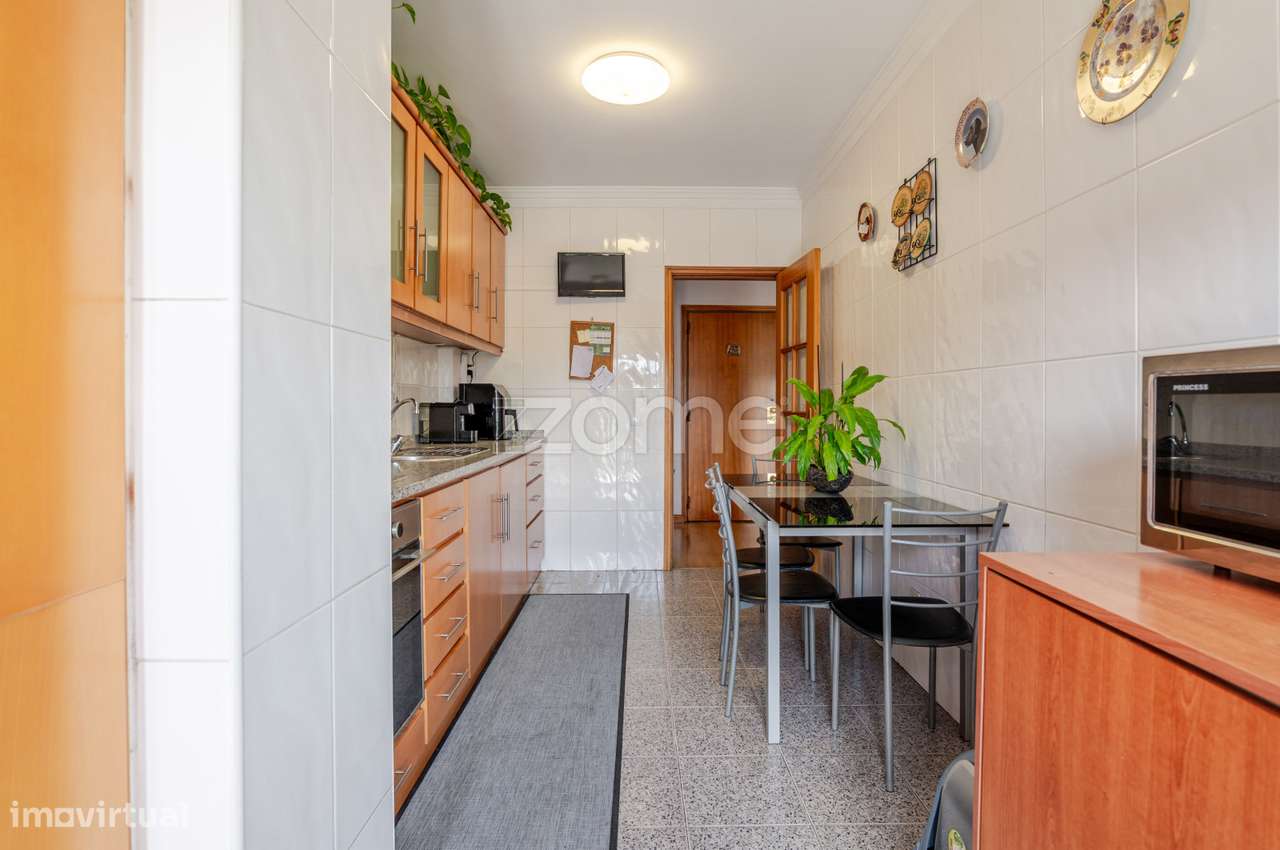 Duplex T3 com Terraço e Vista Mar em Gaia-19