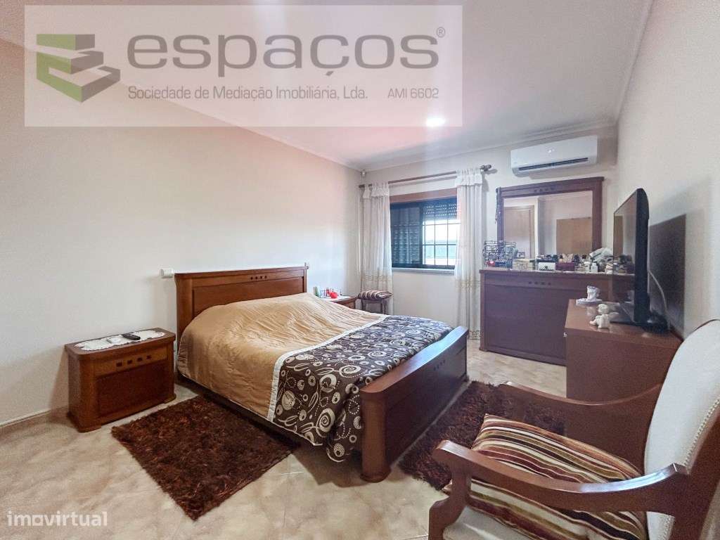 Moradia com garagem - Grande imagem: 4/25