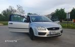 Ford Focus 1.4 Trend - 8