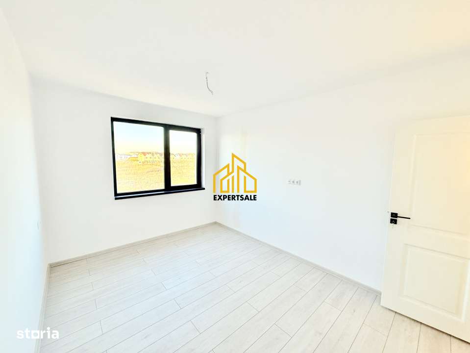 CASA INDIVIDUALA PRELUNGIREA GHENCEA CU MANSARDA FINISATA/ANSAMBLU RES - Imagine principală: 5/10