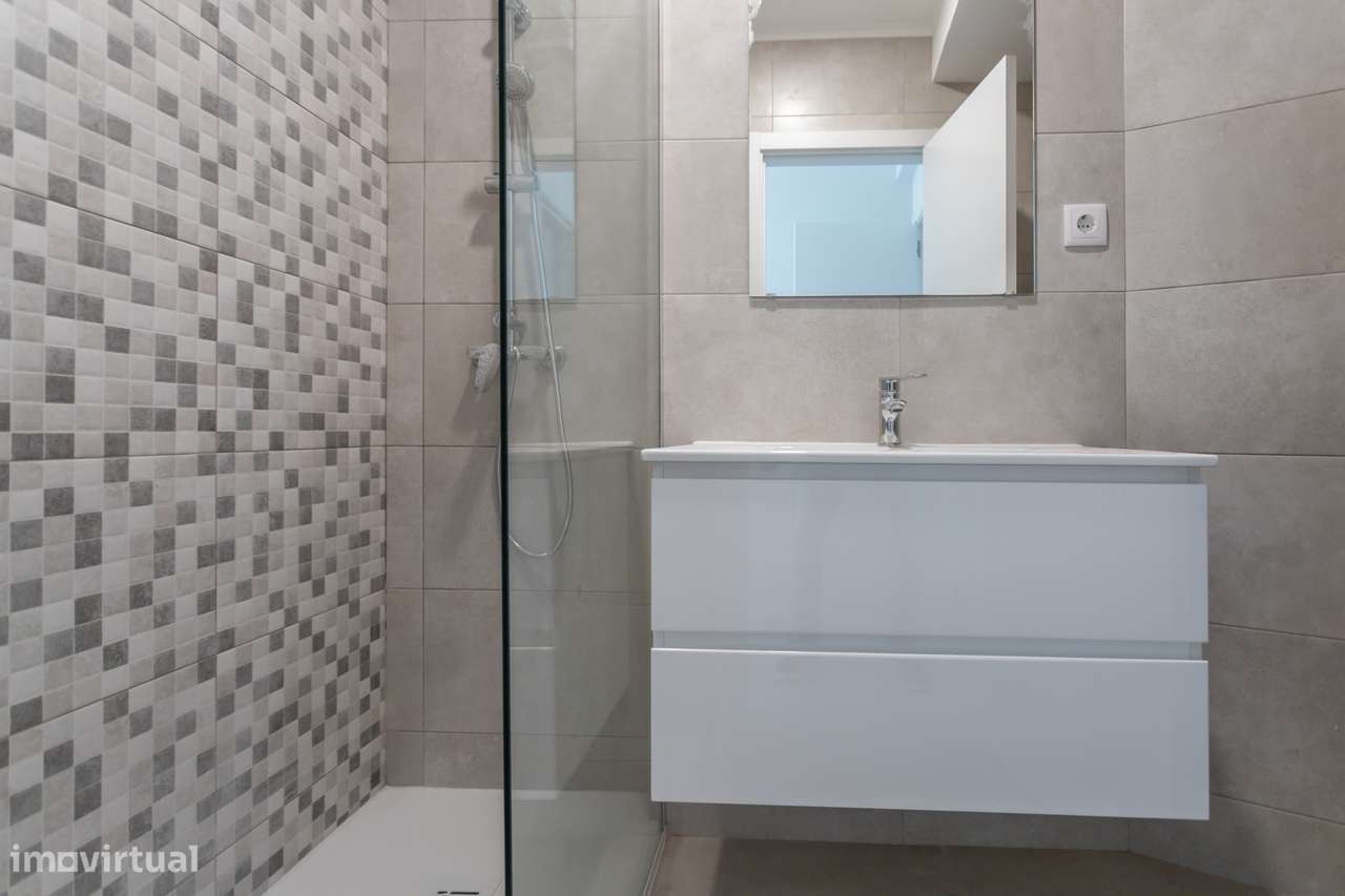APARTAMENTO T3  REMODELADO CASAL DO MARCO-8