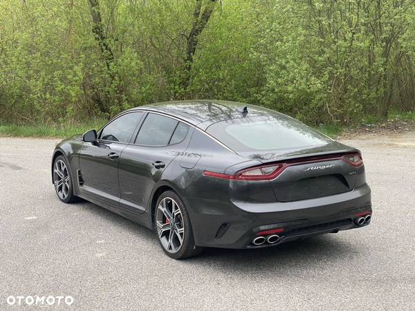 Kia Stinger 3.3 T-GDI V6 GT AWD - 13