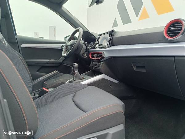 SEAT Arona 1.0 TSI FR - 33