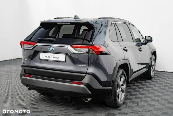 Toyota RAV4 - 6