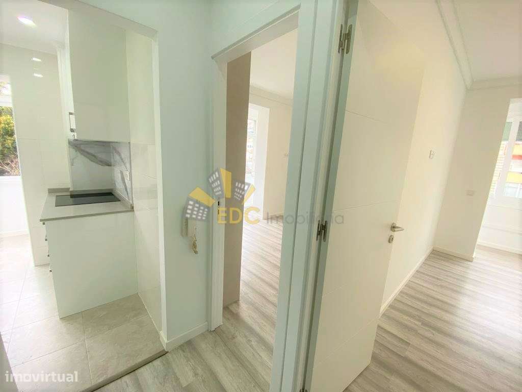 Apartamento T1 Totalmente Remodelado | Localizado em Arroios, perto...-10