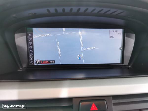 BMW 318 d Touring Navigation - 18