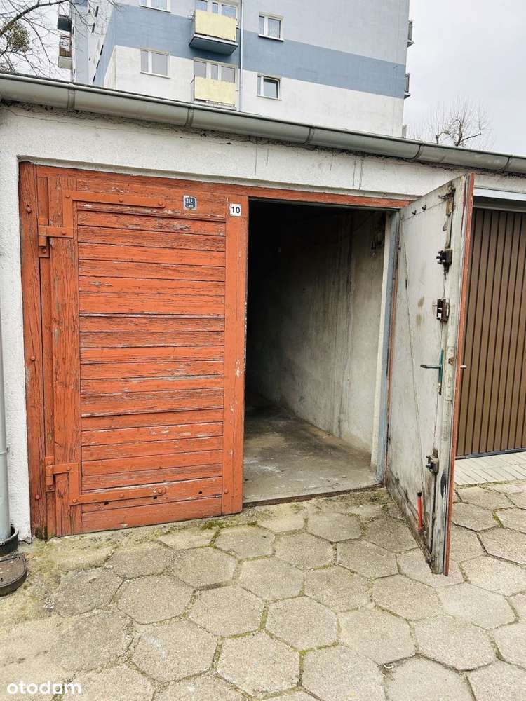 Idealny jako parking lub magazyn! - Pełny obrazek: 3/5