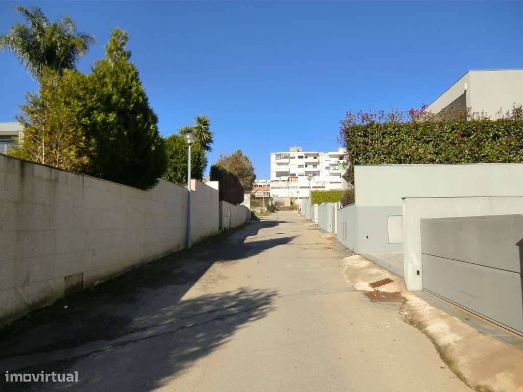 Lote moradia individual,São João Madeira - Grande imagem: 2/8