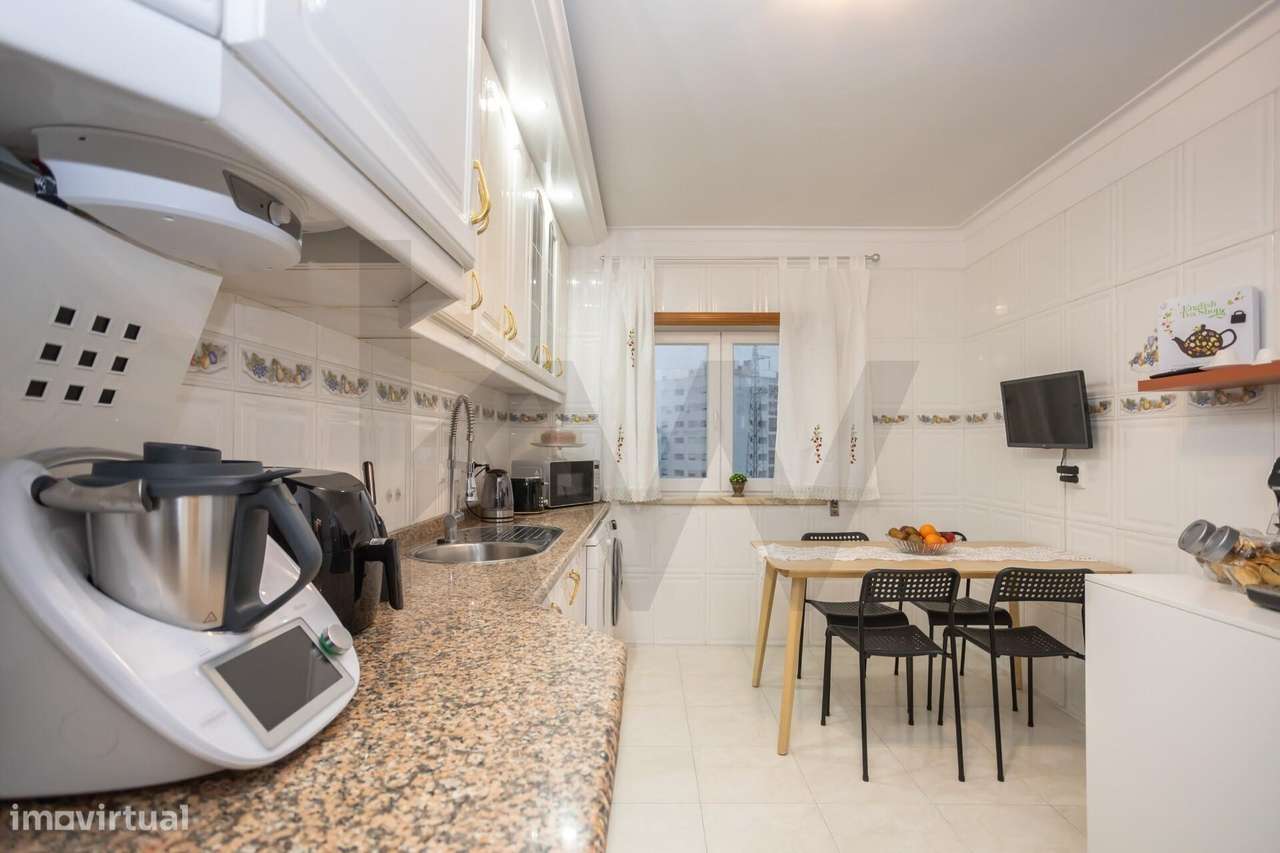 Apartamento T3 com varanda - Fidalguinhos - Barreiro-9