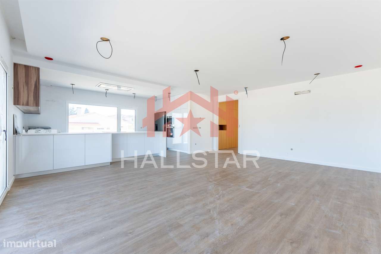 Moradia T3+1 Geminada / Santa Catarina da Serra - Grande imagem: 5/48