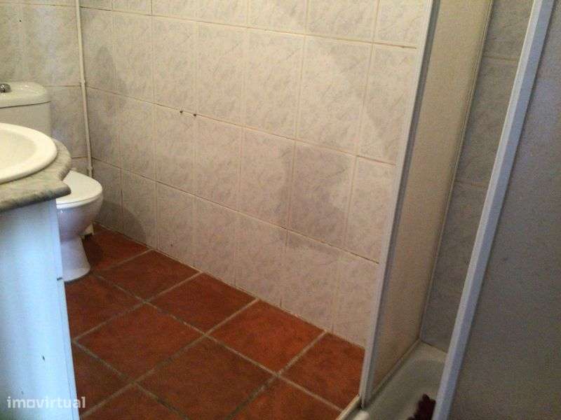 moradia em banda T2 a venda em Paul Covilhã - Grande imagem: 4/12