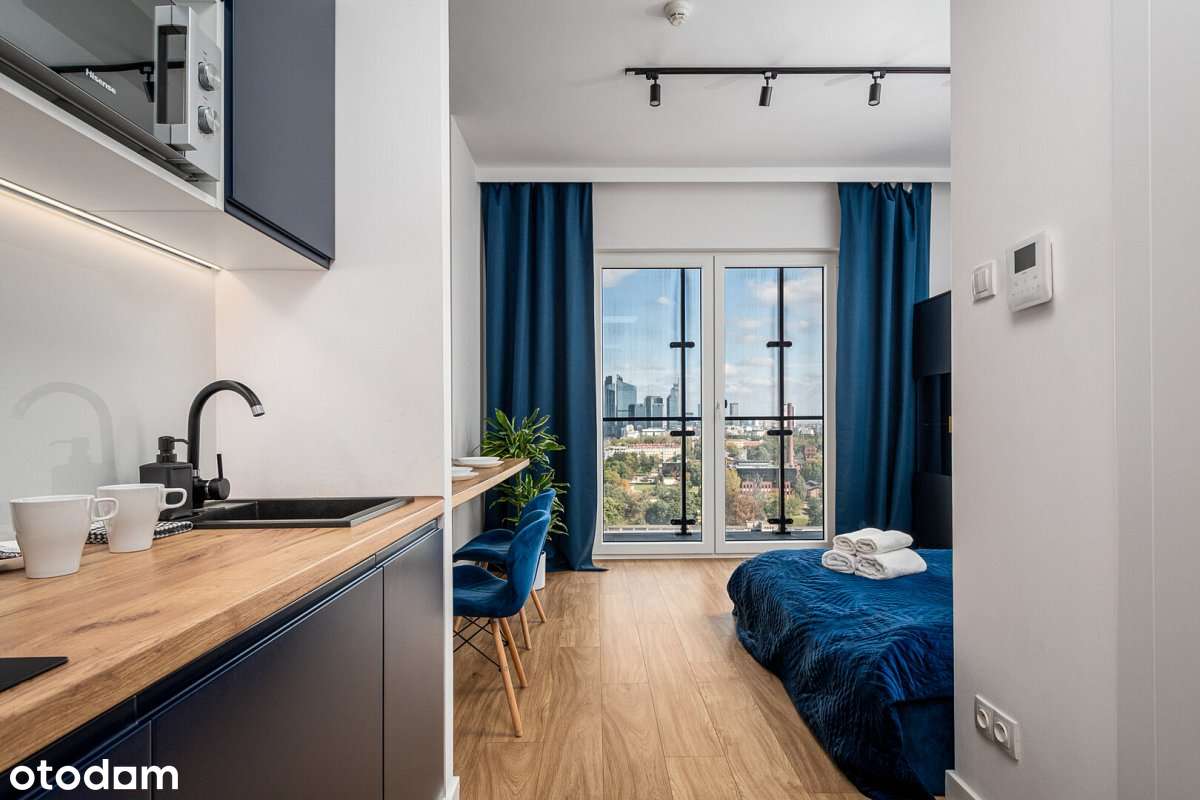 Lokal z widokiem na Panoramę miasta-1