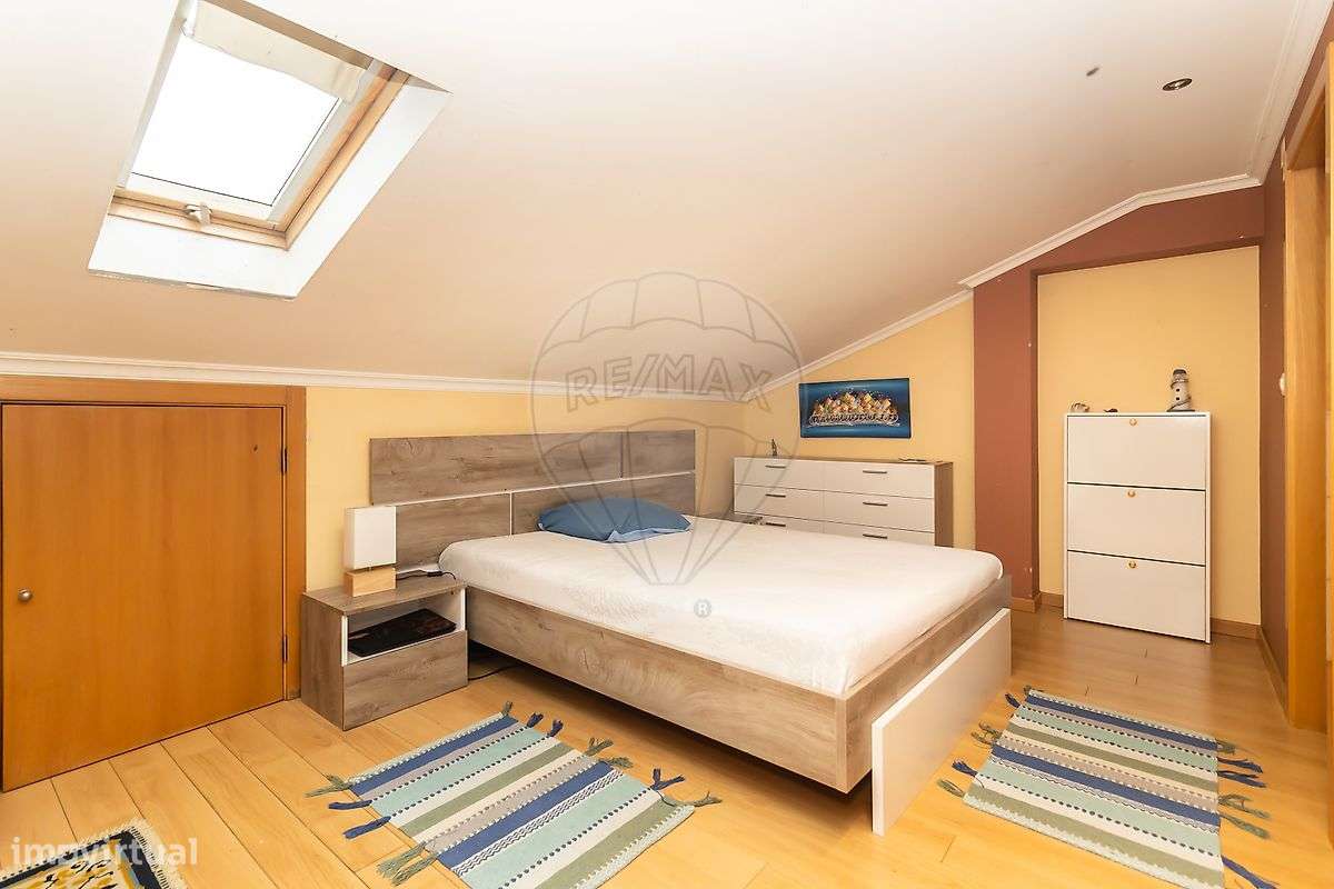 Moradia T4 à venda em Seixal-35