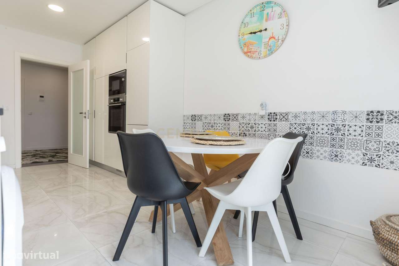 T2 com 2 Suites | Quinta da Boavista | Santo António dos Olivais | Coi-10