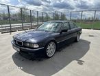 BMW Seria 7 740i - 8