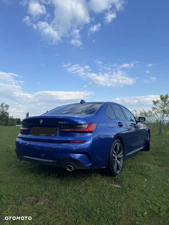 BMW Seria 3 320d xDrive - 15