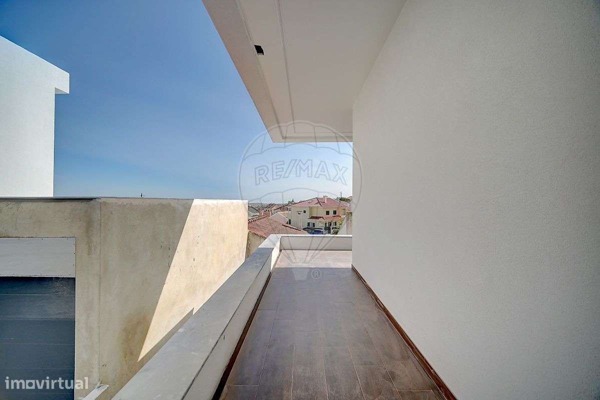 Moradia T5 para venda-18