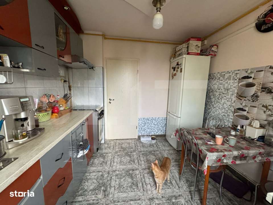 Apartament de vanzare, cu 3 camere decomandat, 61 mp, zona Progresul - Imagine principală: 4/14