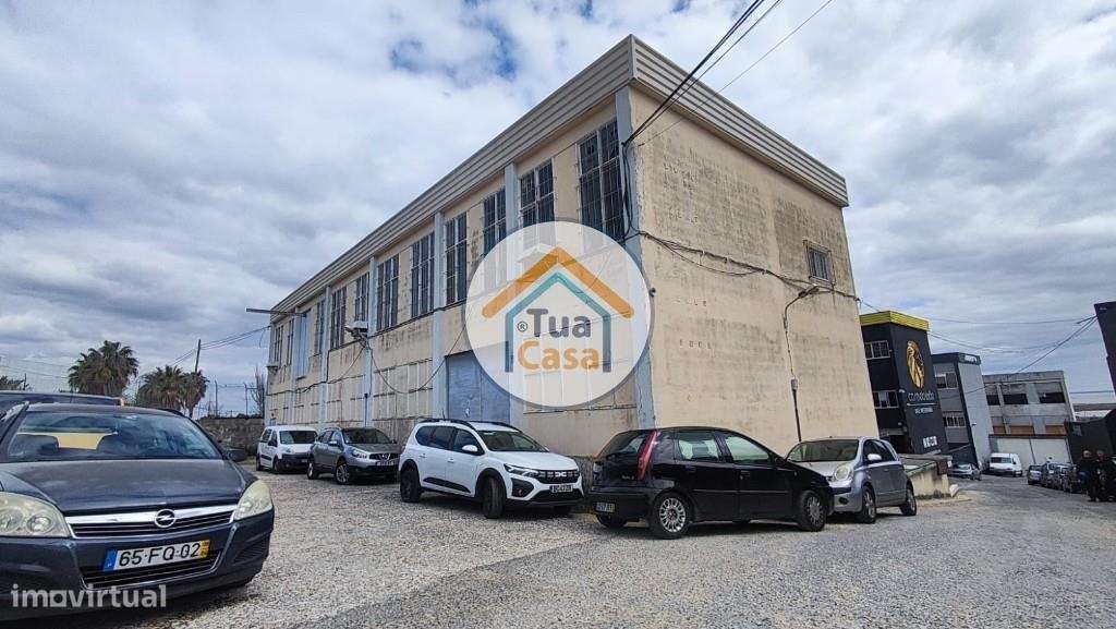 Armazém de 3 Pisos em São João da Talha – Excelente Oportunidade! - Grande imagem: 2/20