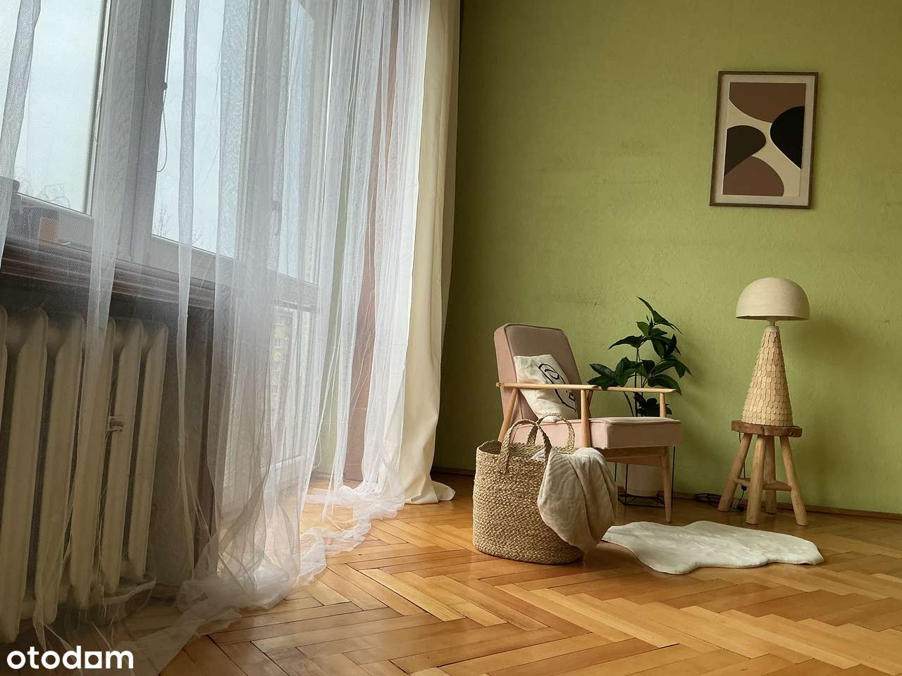 Dwa duże pokoje skąpane słońcem-1