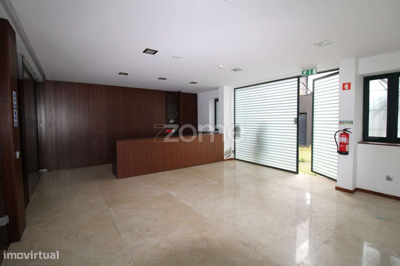 Armazém Industrial em Guimarães - Grande imagem: 4/20