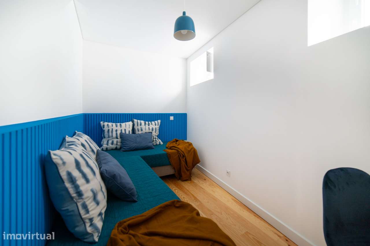 Apartamento T2 à venda no Largo Conde-Barão-24