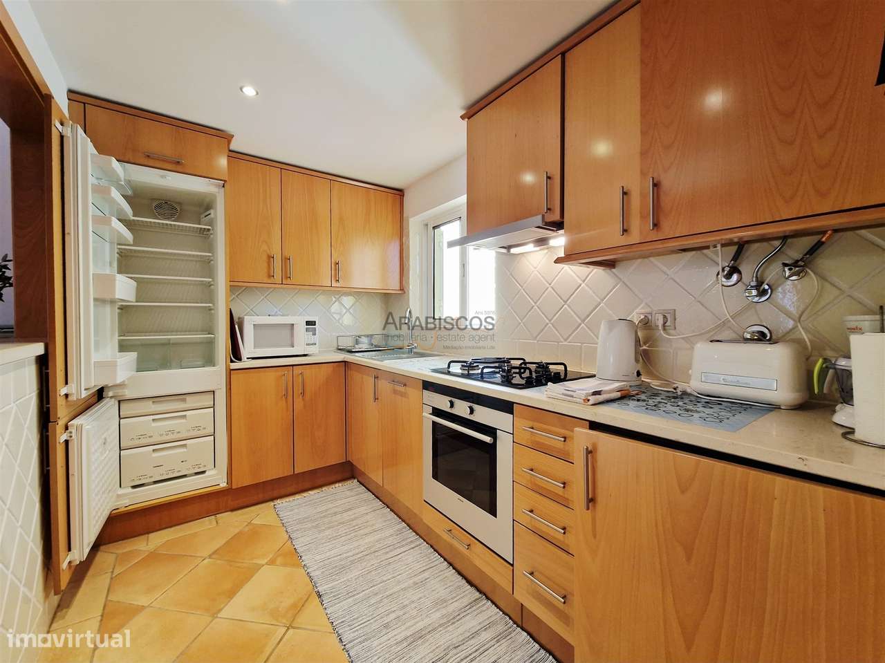 Arrendamento Anual - Apartamento T1 - Condominio fechado - Varanda - P - Grande imagem: 4/14