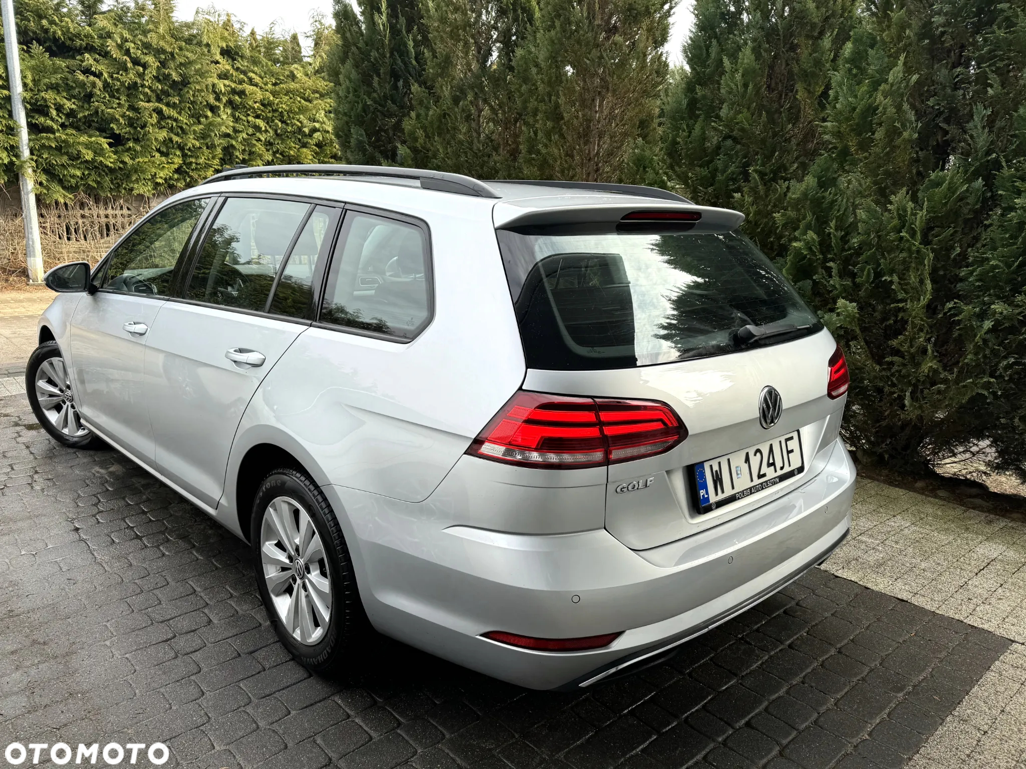 Volkswagen Golf VII 1.6 TDI BMT Comfortline - 3