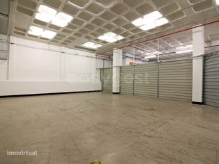 Armazém Logístico situado em Zona Industrial em Alhos Vedros c/ 35m2 - Grande imagem: 2/9