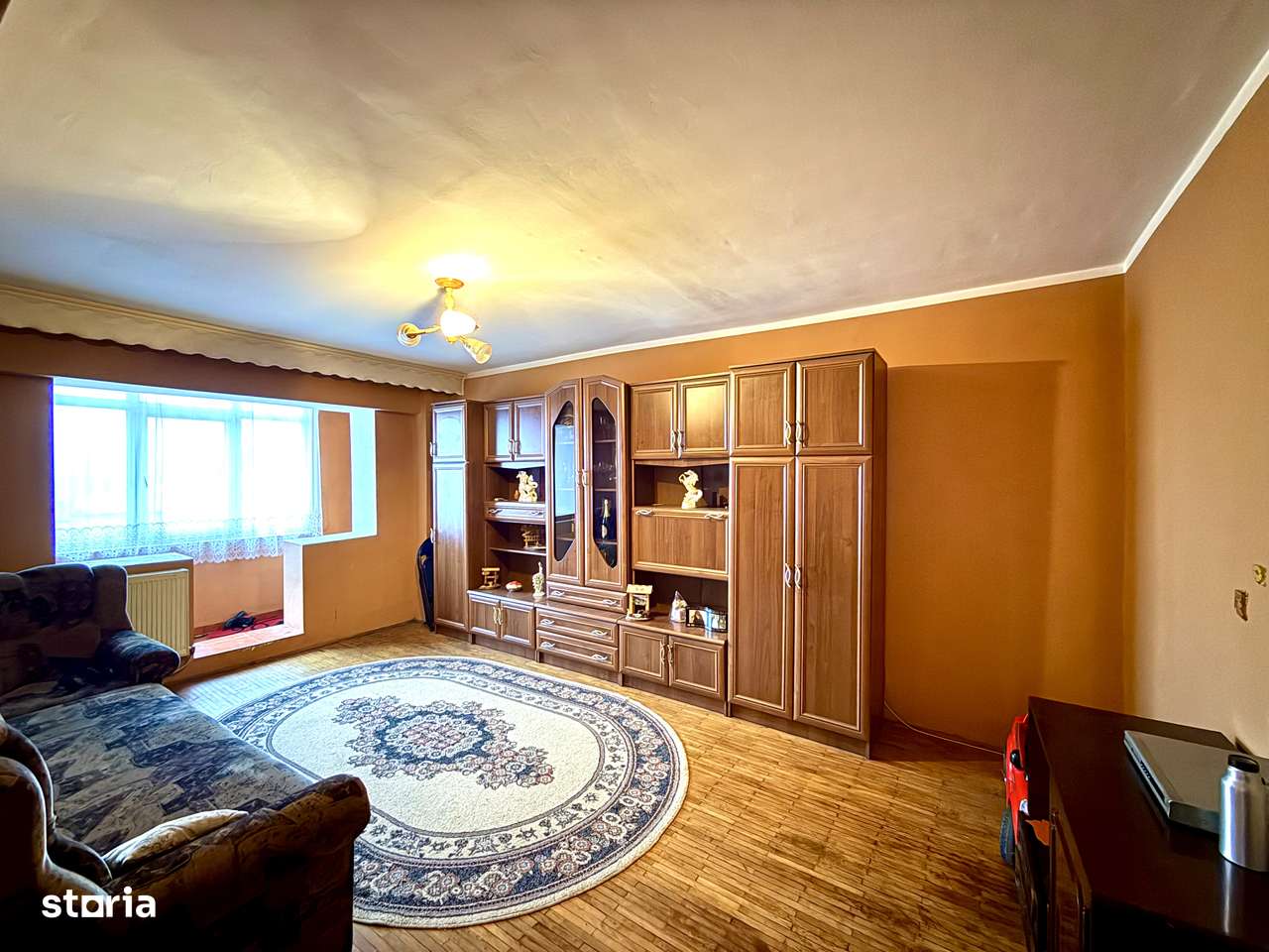 Apartament 2 camere 52 mp etaj intermediar zona Pasarelei D.va Nord-11