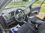 Mitsubishi Outlander 2.4 2WD - 4