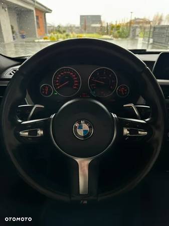 BMW Seria 3 320d xDrive M Sport - 11