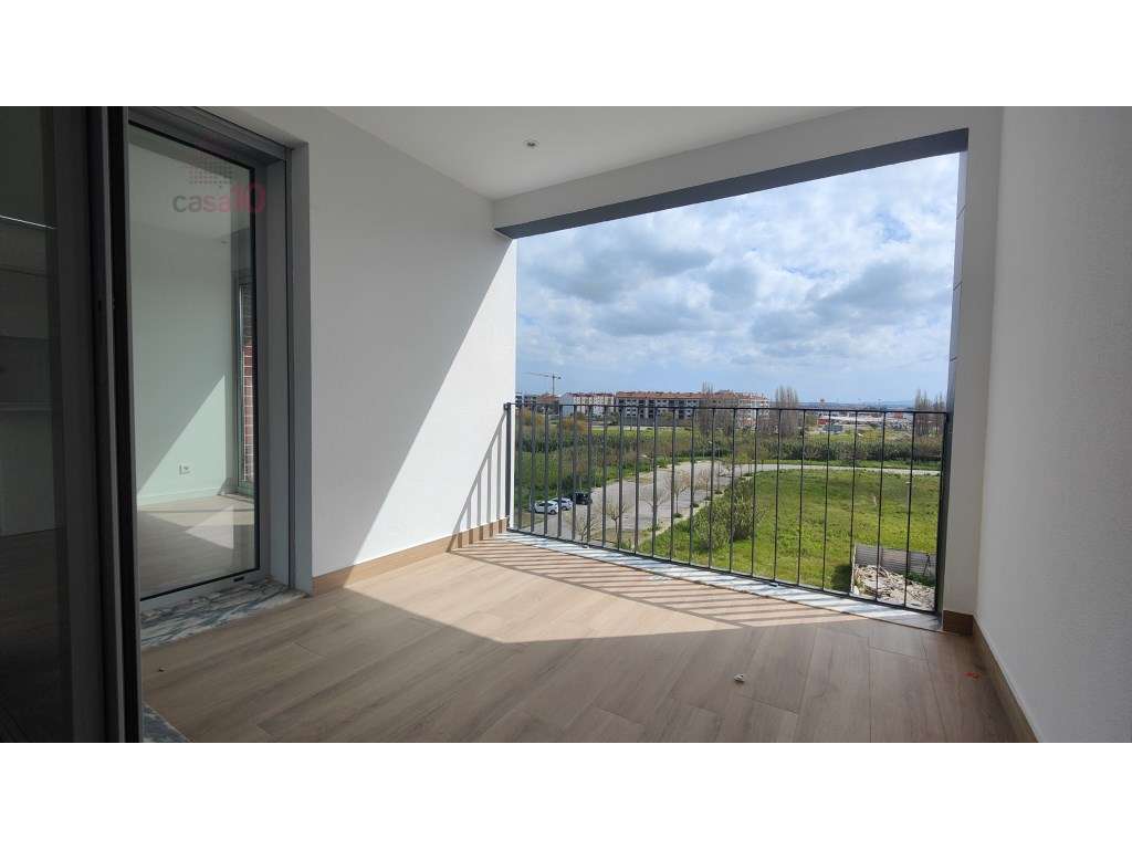 Duplex T3+2 para venda, em construção, em zona de referência no Mon... - Grande imagem: 3/23