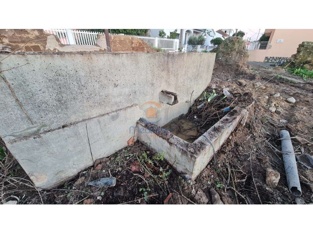 Ruína com 170 m2 em terreno com 1000 m2 | Arneiros, Ventosa TVD - Grande imagem: 5/10