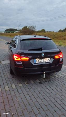 BMW Seria 5 525d xDrive Touring - 31