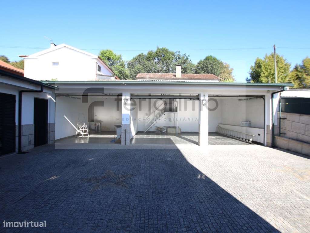 Espetacular Moradia Isolada T4-11