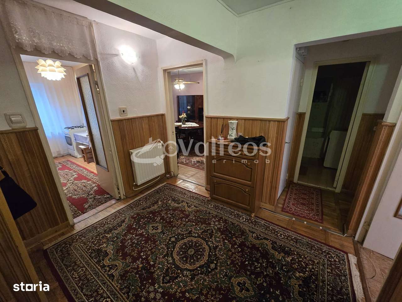 Reșița, apartament 3 camere, decomandat, 86 mp, Govândari, Micro IV - Imagine principală: 5/15