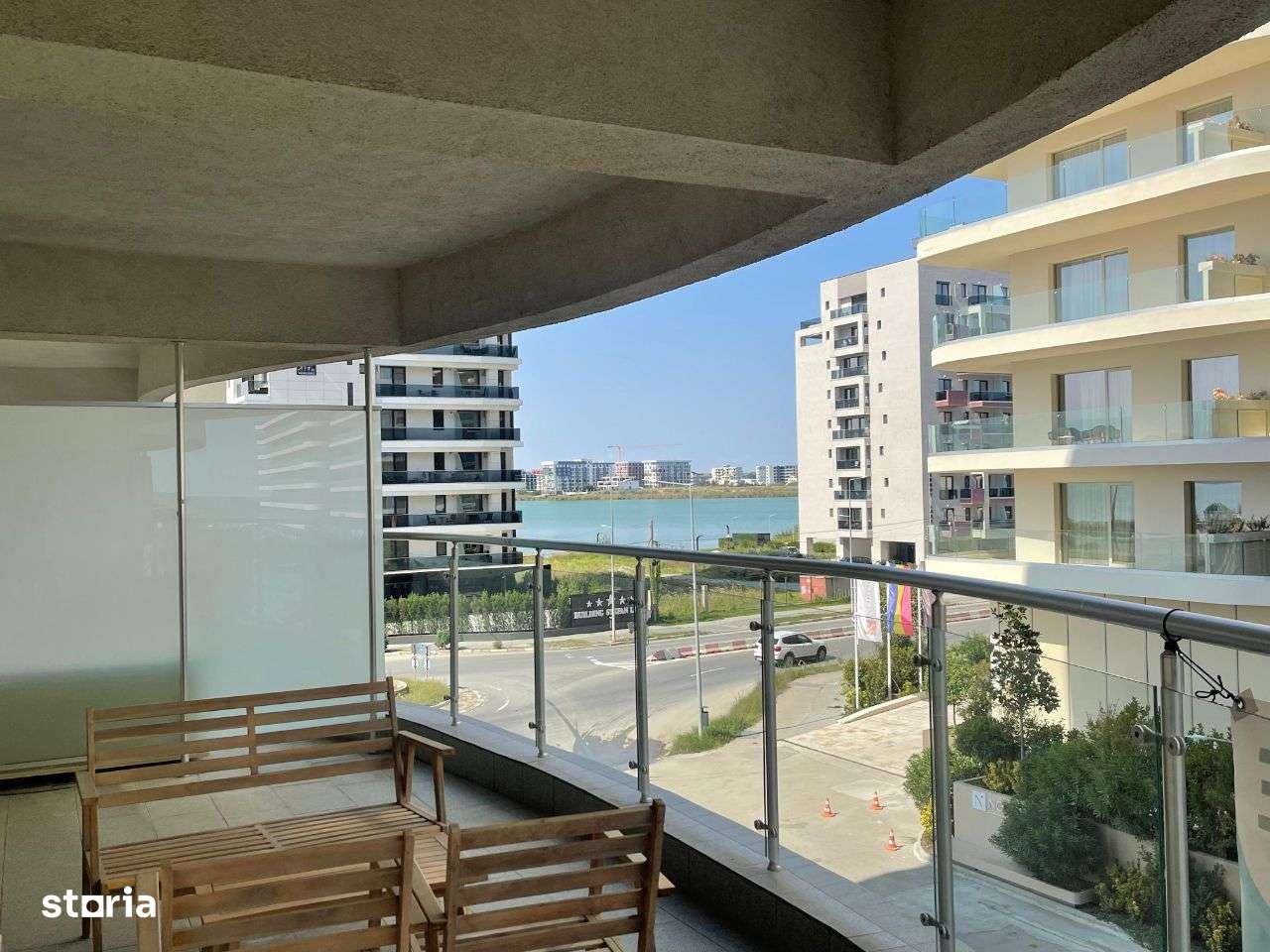 Studio Casa del Mar Mamaia cu vedere la lac si mare-9